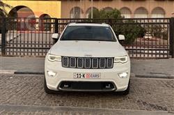 جیپ گراند شیرۆکی